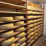 Schlafen Im Fass - Schlaffass - Abenteuer - Romantik - Haslifass مزرعة للإقامة