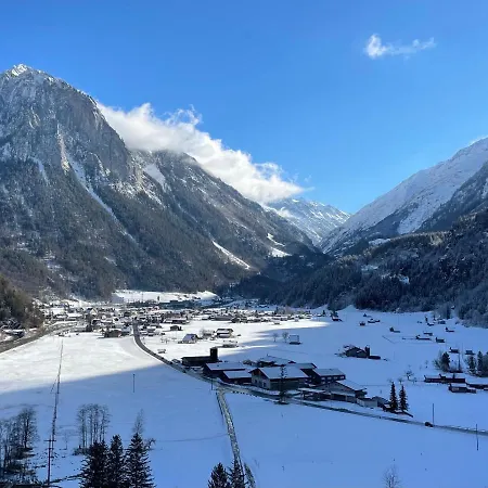 Farm stay Schlafen Im Fass - Schlaffass - Abenteuer - Romantik - Haslifass Innertkirchen