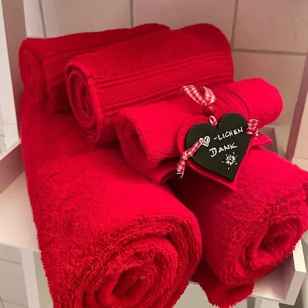 Schlafen Im Fass - Schlaffass - Abenteuer - Romantik - Haslifass Çiftlik konaklama