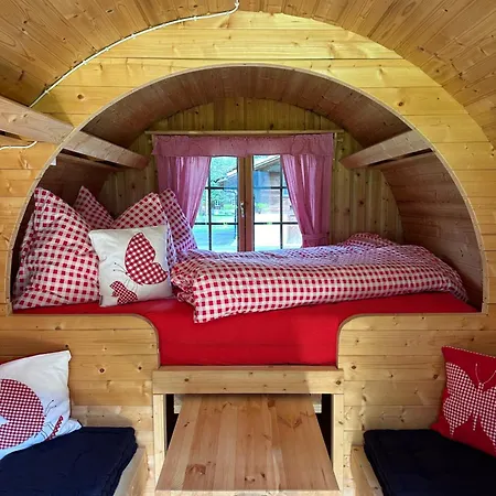 ファームステイ Schlafen Im Fass - Schlaffass - Abenteuer - Romantik - Haslifass インナートキルヒェン