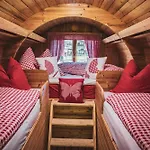 Feriegård Schlafen Im Fass - Schlaffass - Abenteuer - Romantik - Haslifass Innertkirchen
